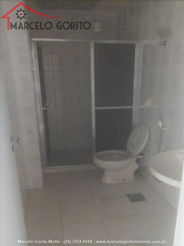 Apartamento para Alugar no Comercial em Resende