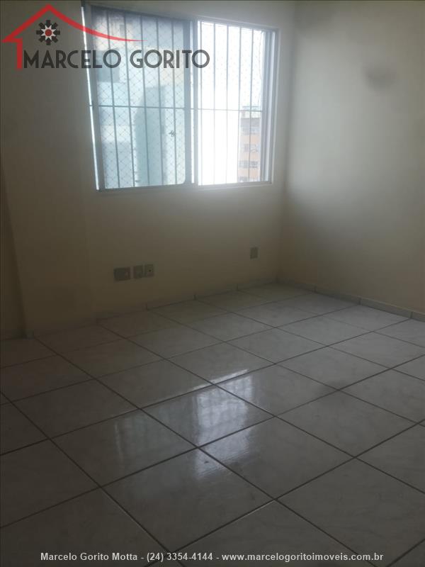 Apartamento para Alugar no Comercial em Resende