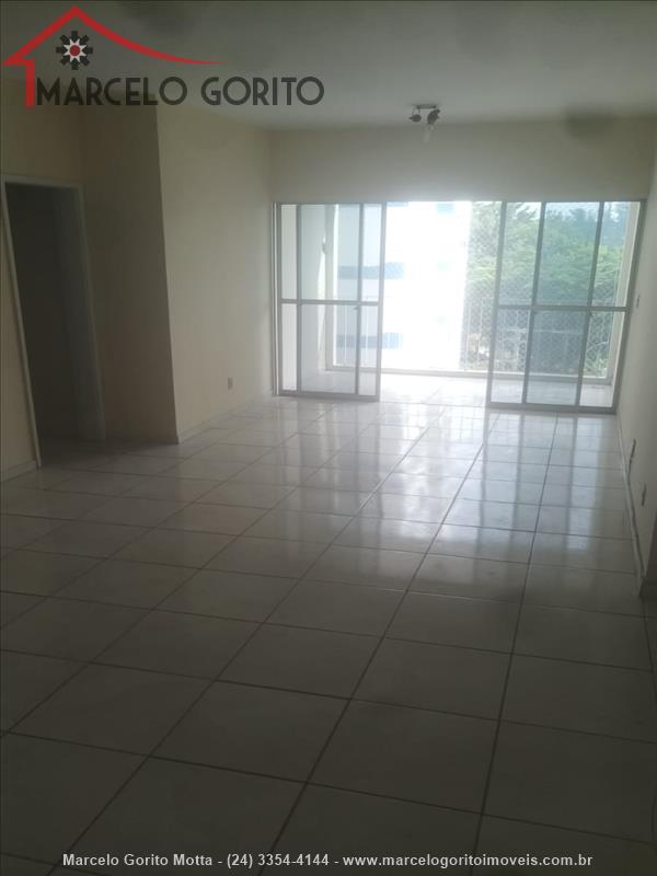 Apartamento para Alugar no Comercial em Resende